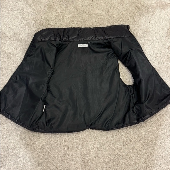 Black cropped vest from twenty 5a - Picture 4 of 4